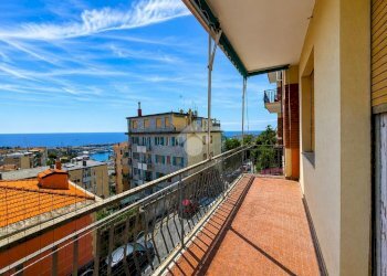Appartamento Via Visca Angelo, Savona (zona Villetta) - foto 33