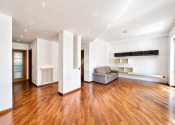 Quadrilocale Via Nazario Sauro, La Spezia (zona Pegazzano) - foto 8