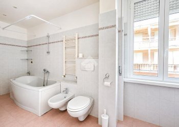 Quadrilocale Via Nazario Sauro, La Spezia (zona Pegazzano) - foto 31