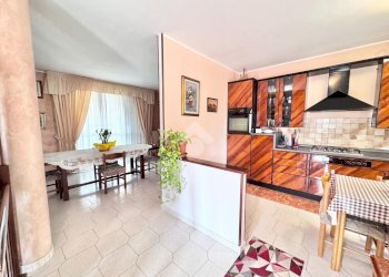 Terraced Villa Via aldo moro, Casarile - photo 6