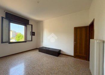 Three-room apartment Via Bellentani, Modena (neighborhood Morane - Contrada) - photo 11