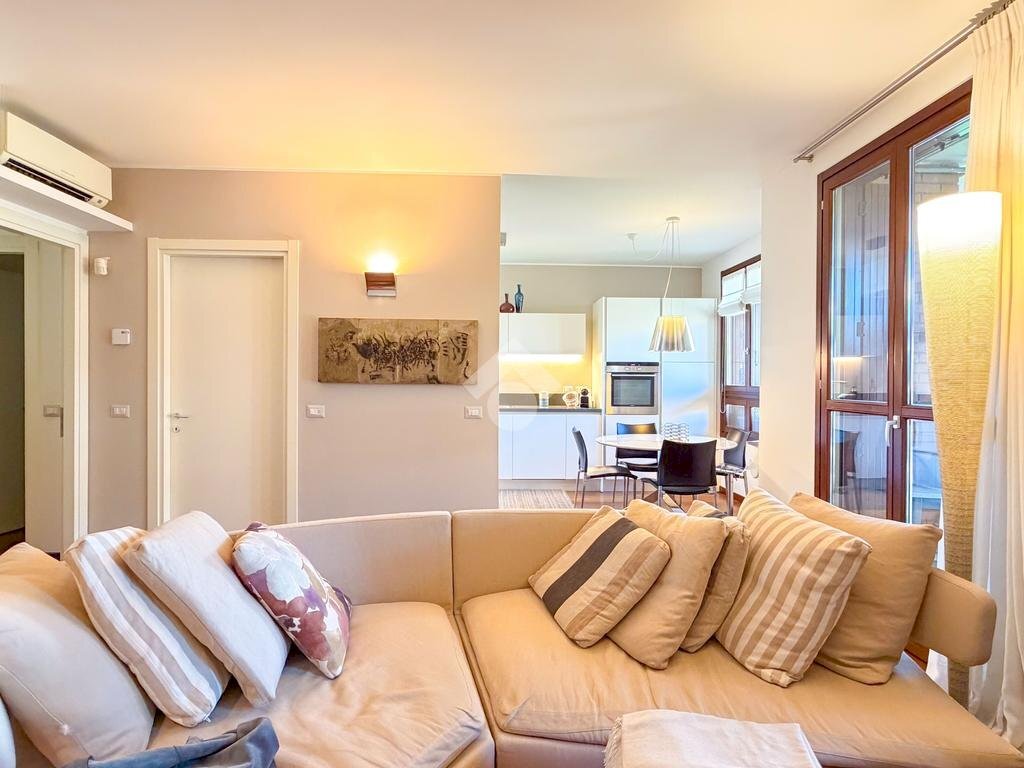Three-room apartment Via Giacomo Leopardi, San Donato Milanese - photo 2