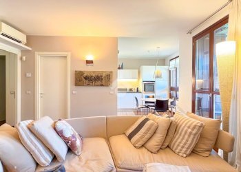 Three-room apartment Via Giacomo Leopardi, San Donato Milanese - photo 2