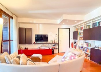 Three-room apartment Via Giacomo Leopardi, San Donato Milanese - photo 7