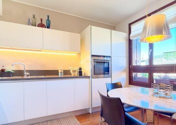 Three-room apartment Via Giacomo Leopardi, San Donato Milanese - photo 16