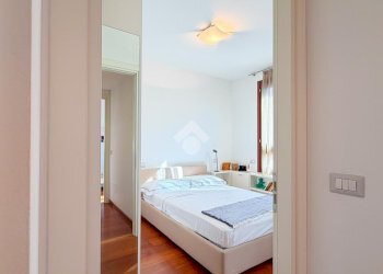 Three-room apartment Via Giacomo Leopardi, San Donato Milanese - photo 23