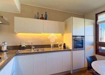 Three-room apartment Via Giacomo Leopardi, San Donato Milanese - photo 29