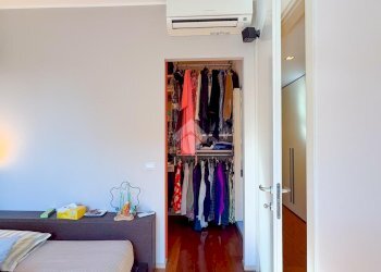 Three-room apartment Via Giacomo Leopardi, San Donato Milanese - photo 34