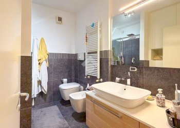 Three-room apartment Via Giacomo Leopardi, San Donato Milanese - photo 37