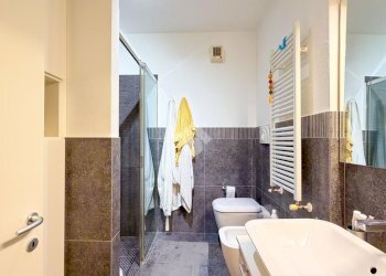 Three-room apartment Via Giacomo Leopardi, San Donato Milanese - photo 39