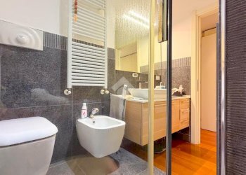 Three-room apartment Via Giacomo Leopardi, San Donato Milanese - photo 40