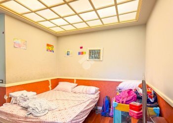 Three-room apartment Via Europa, San Donato Milanese - photo 17