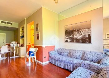 Three-room apartment Via Europa, San Donato Milanese - photo 22