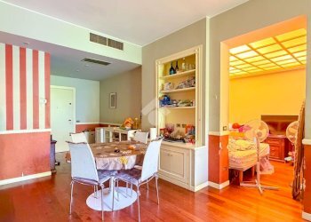 Three-room apartment Via Europa, San Donato Milanese - photo 32
