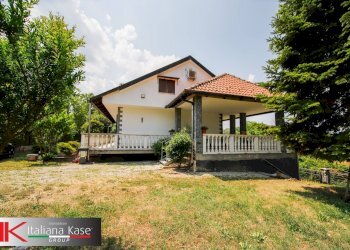 Foto 1 - Villa via Asti
 
18, Lauriano - foto 1