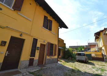 Foto 2 - Semi-detached house Obizzone
 
41, Bernareggio - photo 2
