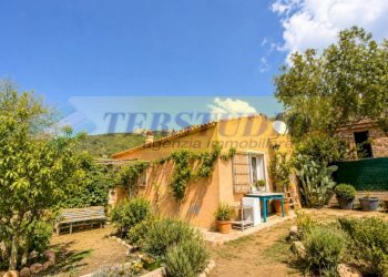 Foto 1 - Villa Località Scopiaggio
 
26, Bortigiadas - photo 1