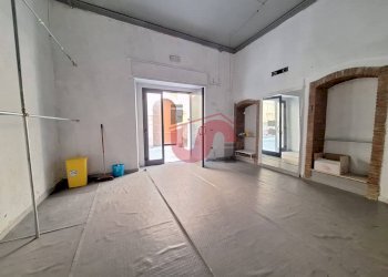 Foto 6 - Commercial Premises Via Stanislao da Bologna, Benevento - photo 6
