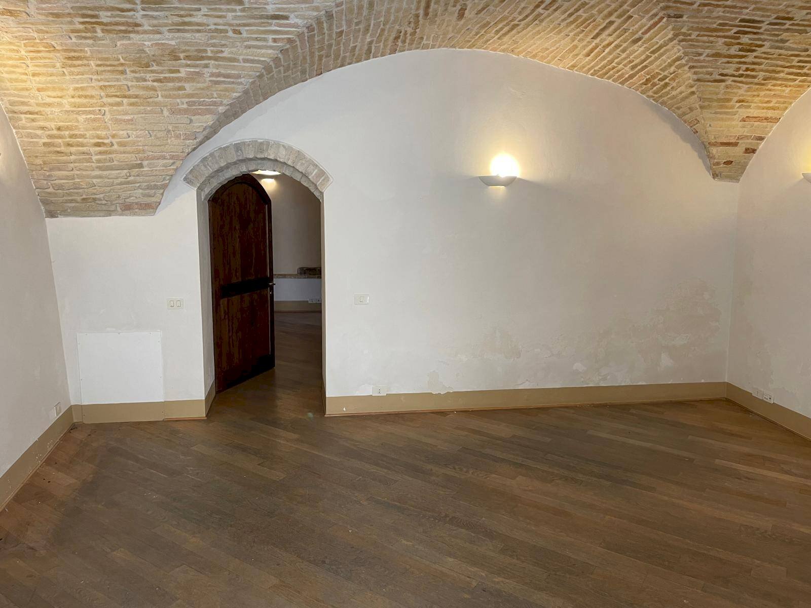 Foto 1 - Office Fermo - photo 1
