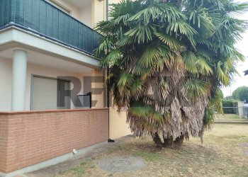 Casa all\'aperto - Trilocale Via De Gasperi
 
56, Rosate - foto 2