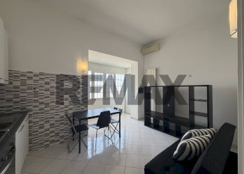 Sala da pranzo - Bilocale via Luciano Manara
 
29, Rho - foto 2