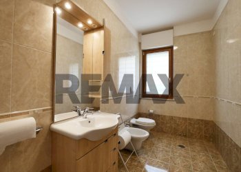 Bagno - Quadrilocale Via Padre Giovanni  Semeria
 
29, Conversano - foto 10