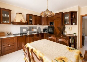 Cucina - Four-room apartment Via Caduti Sul Lavoro
 
12, Bitetto - photo 10
