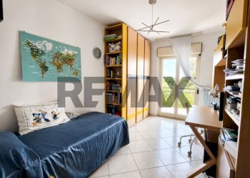 Camera / camera da letto - Four-room apartment Via Caduti Sul Lavoro
 
12, Bitetto - photo 19