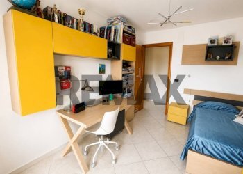 Camera / camera da letto - Four-room apartment Via Caduti Sul Lavoro
 
12, Bitetto - photo 20