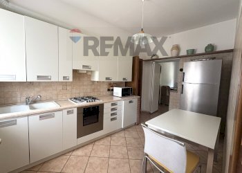 Cucina - Trilocale Via Roma
 
72, Viggiù - foto 1
