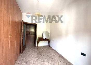 Stanza vuota - Trilocale Via Roma
 
72, Viggiù - foto 10