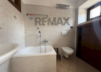 Bagno - Trilocale Via Roma
 
72, Viggiù - foto 14