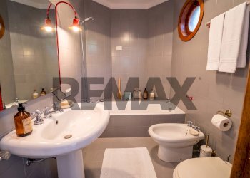 Bagno - Villa Via Giuseppe Perrotta
 
snc, Palermo - photo 14
