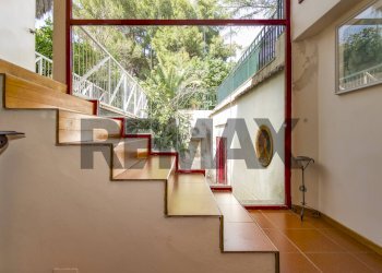 Scale - Villa Via Giuseppe Perrotta
 
snc, Palermo - photo 21