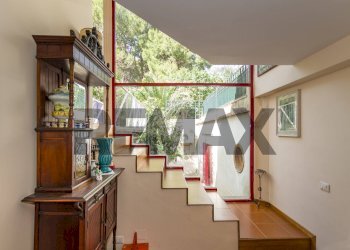 Scale - Villa Via Giuseppe Perrotta
 
snc, Palermo - photo 23