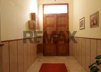 Hall / corridoio - Four-room apartment via Dalia
 
42, Trapani - photo 16