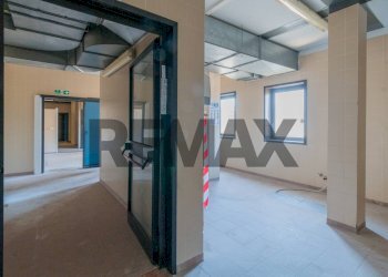 Hall / corridoio - Office Via Lanza di Scalea
1350, Palermo - photo 3