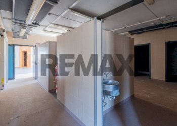 Hall / corridoio - Office Via Lanza di Scalea
1350, Palermo - photo 6