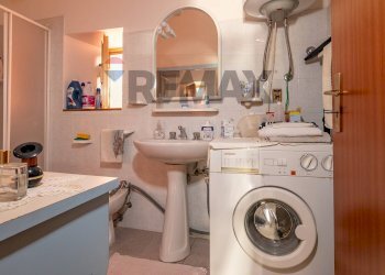 Bagno - Casa indipendente Via Scibona
 
30, Piazza Armerina - foto 19