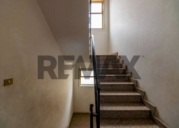 Scale - Apartment Via Ernesto Musumeci
 
5, Riposto - photo 18