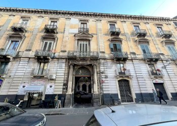 Edificio all\'aperto - Appartamento Via Giuseppe Garibaldi
 
97, Catania - foto 1