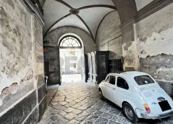 Parcheggio - Appartamento Via Giuseppe Garibaldi
 
97, Catania - foto 7
