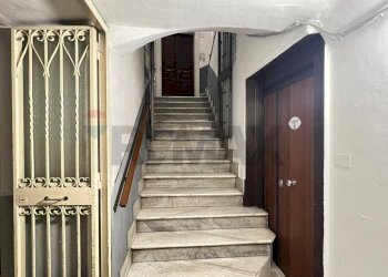 Scale - Appartamento Via Giuseppe Garibaldi
 
97, Catania - foto 12
