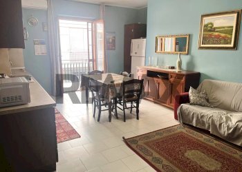 Sala da pranzo - Trilocale via Vivaro
 
104 A, Acireale - foto 1