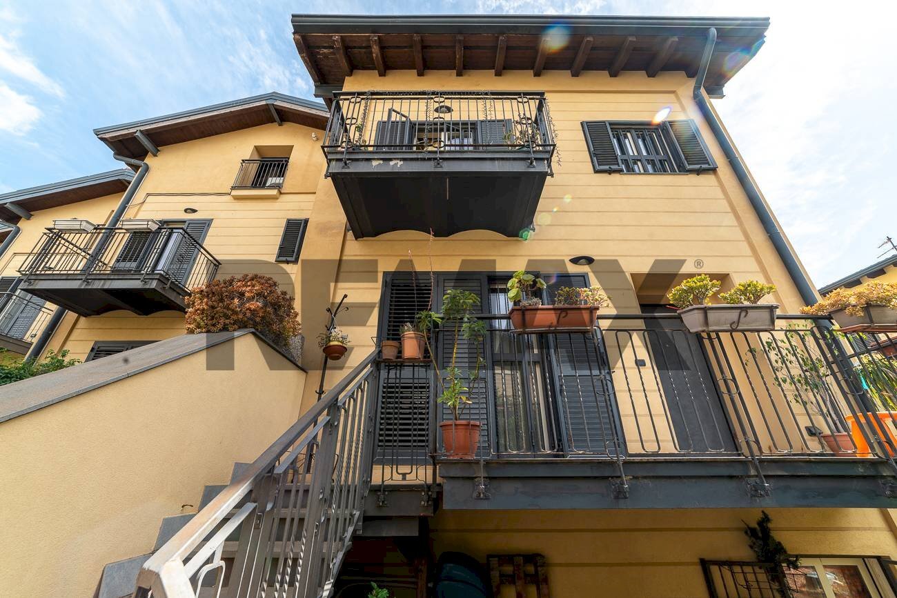 Casa all\'aperto - Villa a Schiera Via San Basilio
12, San Giovanni la Punta - foto 2