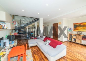 Soggiorno - Villa a Schiera Via San Basilio
 
12, San Giovanni la Punta - foto 18