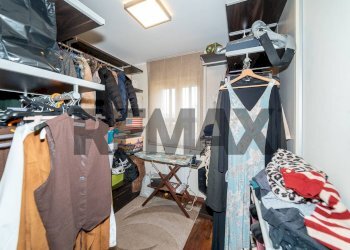 Cabina armadio - Villa a Schiera Via San Basilio
 
12, San Giovanni la Punta - foto 29