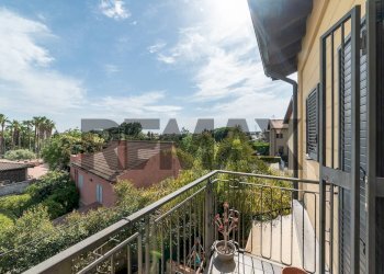 Balcone - Villa a Schiera Via San Basilio
 
12, San Giovanni la Punta - foto 36