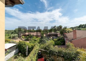 Giardino - Villa a Schiera Via San Basilio
 
12, San Giovanni la Punta - foto 38