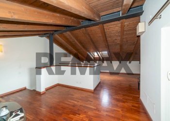 Stanza vuota - Villa a Schiera Via San Basilio
 
12, San Giovanni la Punta - foto 46